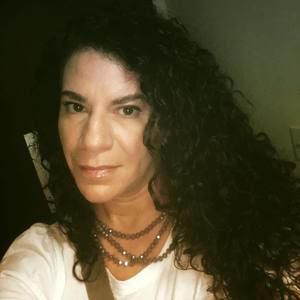 Meet your Posher, Ana